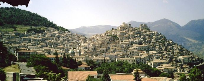 Vista panoramica di Morano Calabro (Cosenza)